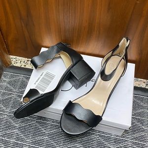 Cutest low block heel ankle strap sandals- J Adams sz 9